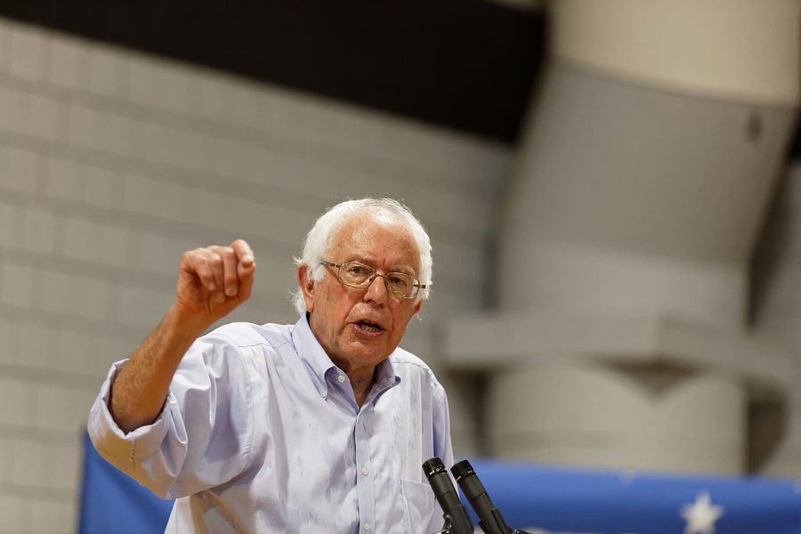 By Michael Vadon - US Senator of Vermont Bernie Sanders in Conway NH on August 24th 2015 by Michael Vadon, CC BY-SA 2.0, https://commons.wikimedia.org/w/index.php?curid=43093772